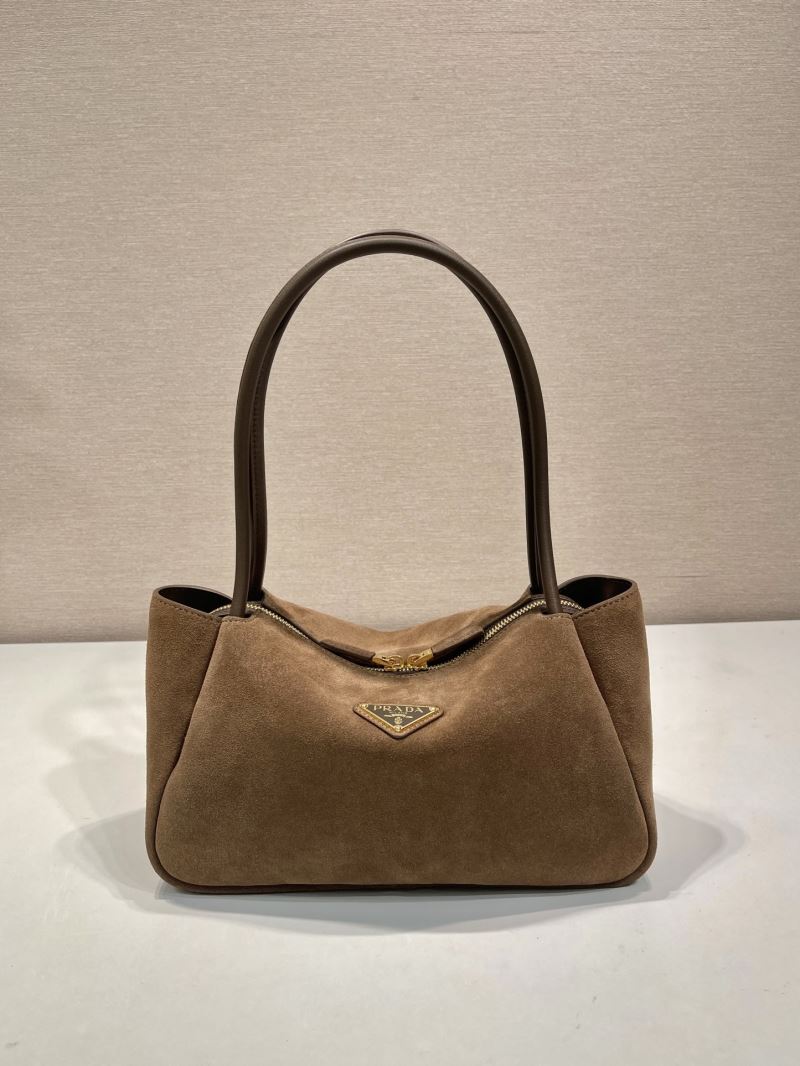 Pra*a bucket bags